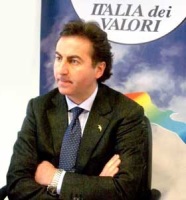 Italia dei Valori: sconfiggere corruzione ed evasione