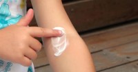 Ricercatori belgi hanno scoperto la causa di una malattia rara della pelle