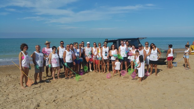 Marina di Acate. Pieno successo della “Prima giornata ecologica in spiaggia” organizzata nella piccola frazione balneare.