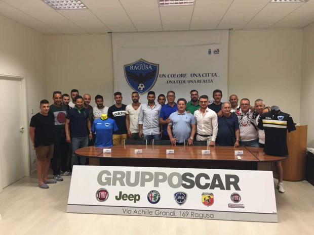 Ragusa, calcio. Presentata la nuova squadra ASD Città di Ragusa, il presidente Vitale: “Vogliamo puntare in alto”