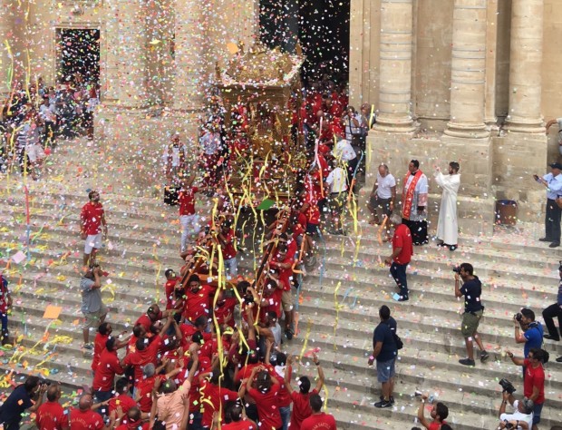 Giarratana, giovedì la discesa del simulacro di San Bartolomeo dalla cappella dell’altare maggiore