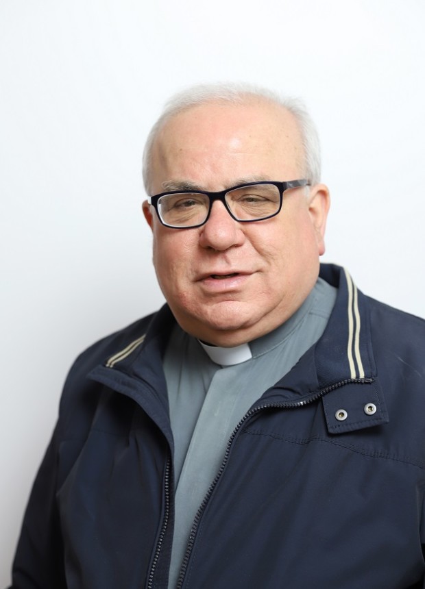 Acate. L’acatese don Mario Cascone nuova guida della Parrocchia, “San Nicolò di Bari”.