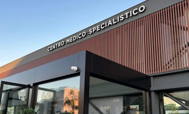Vittoria. Inaugurato il “centro medico specialistico” in memoria del dottore Saro Guastella.