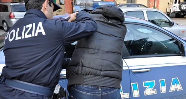 Terrorismo: inneggiava al jihad, arrestato dalla Digos di Milano