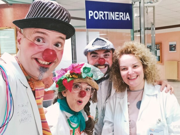 I clown dottori di “Ci ridiamo su”… portatori di “gioia” per i piccoli pazienti degli ospedali di Ragusa, Vittoria e Modica
